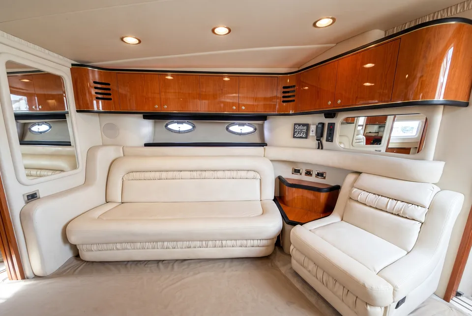 52ft Sea Ray Sundancer, Chicago yacht charter, photo 8
